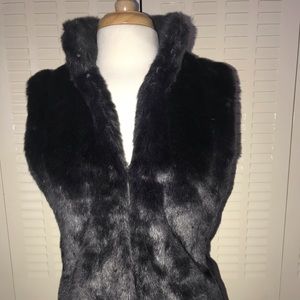 Banana Republic Faux Fur Vest Size M